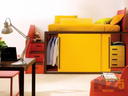 Кровать-чердак со встроенным шкафом купе ярко-желтого цвета