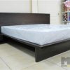 Двуспальная кровать в стиле минимализм черного цвета