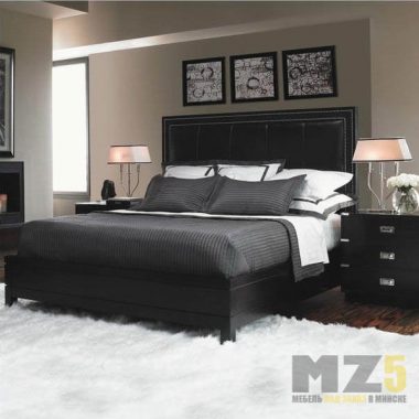 Двуспальная кровать из МДФ черного цвета с высоким изголовьем