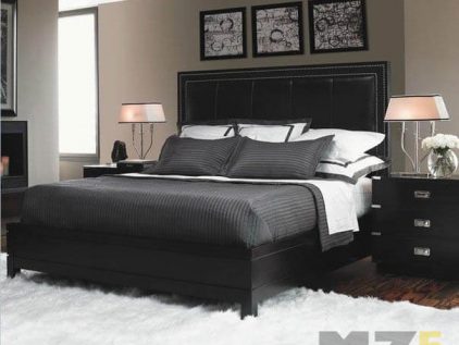 Двуспальная кровать из МДФ черного цвета с высоким изголовьем