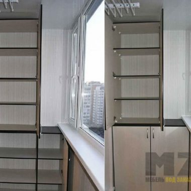 Распашные шкафчики для балкона из ДСП