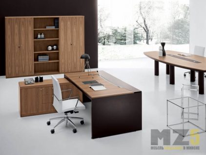 Набор деревянной мебели в кабинет для руководителя