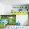 Большая кровать-чердак в детскую с навесными шкафчиками и встроенным распашным шкафом