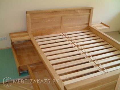 Кровать из массива с ящиками без ручек